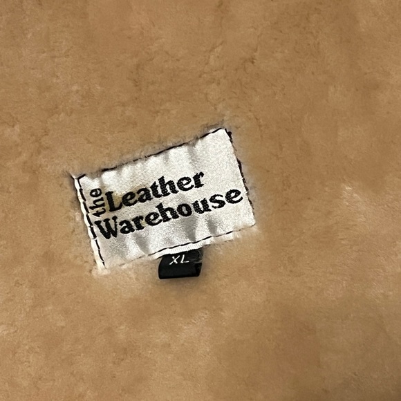 The Leather Warehouse Genuine Lambs fur Jacket - Picture 4 of 4